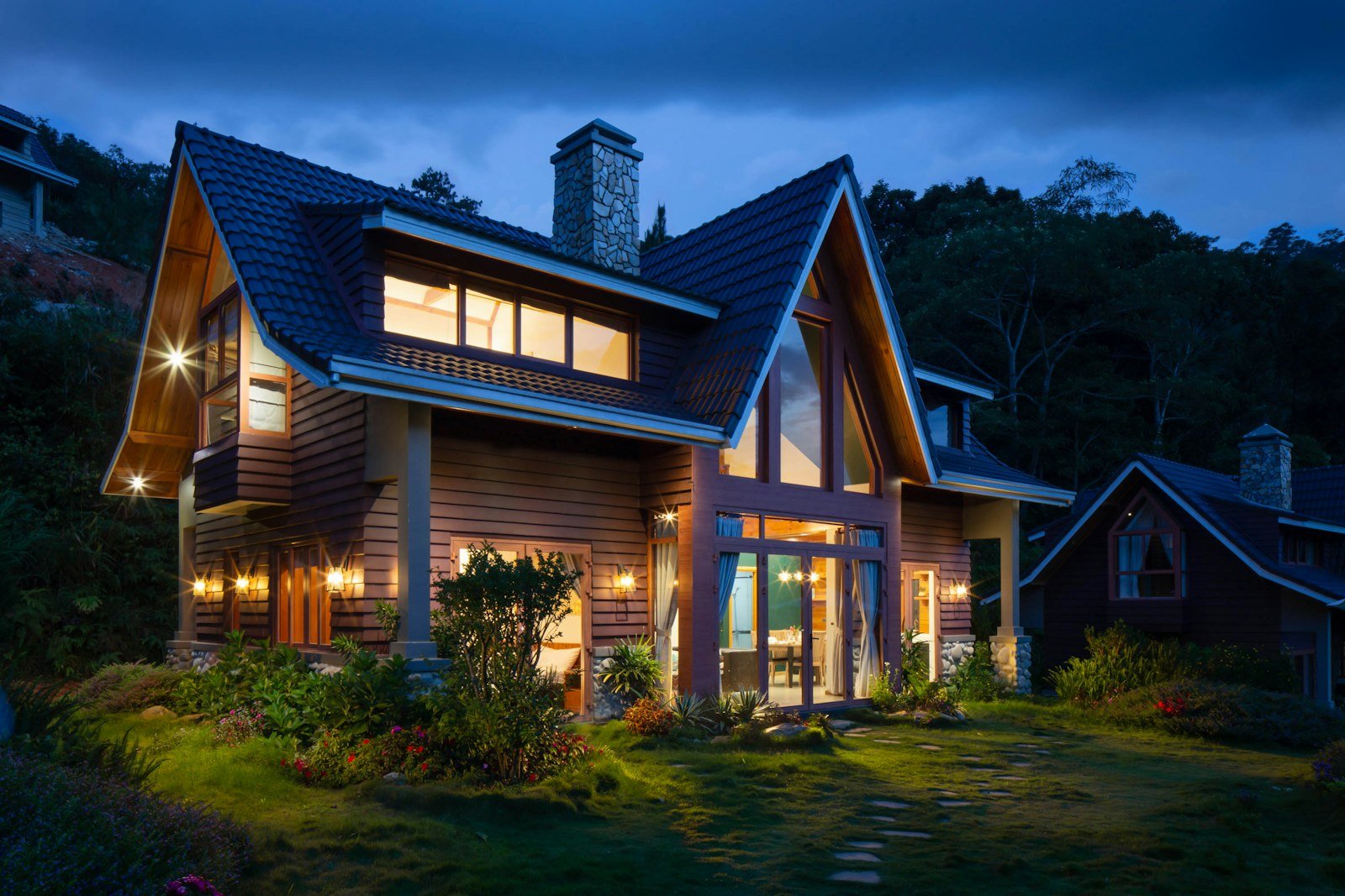 Real Luxury Family House Villa